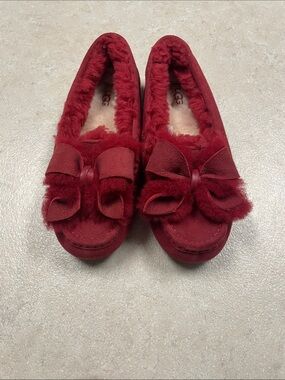 UGG Women’s Red Suede Bow-Trim Moccasin Slippers
